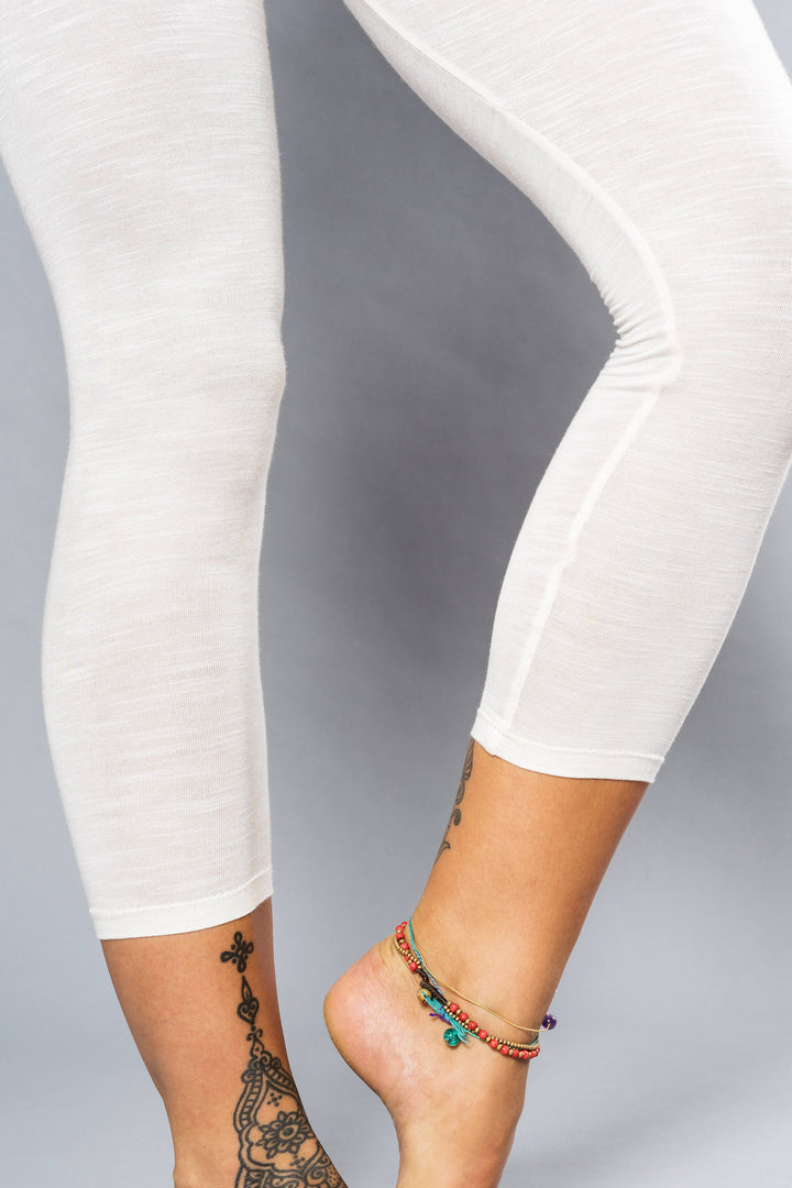 Tadasana Yoga Capri Legging - White