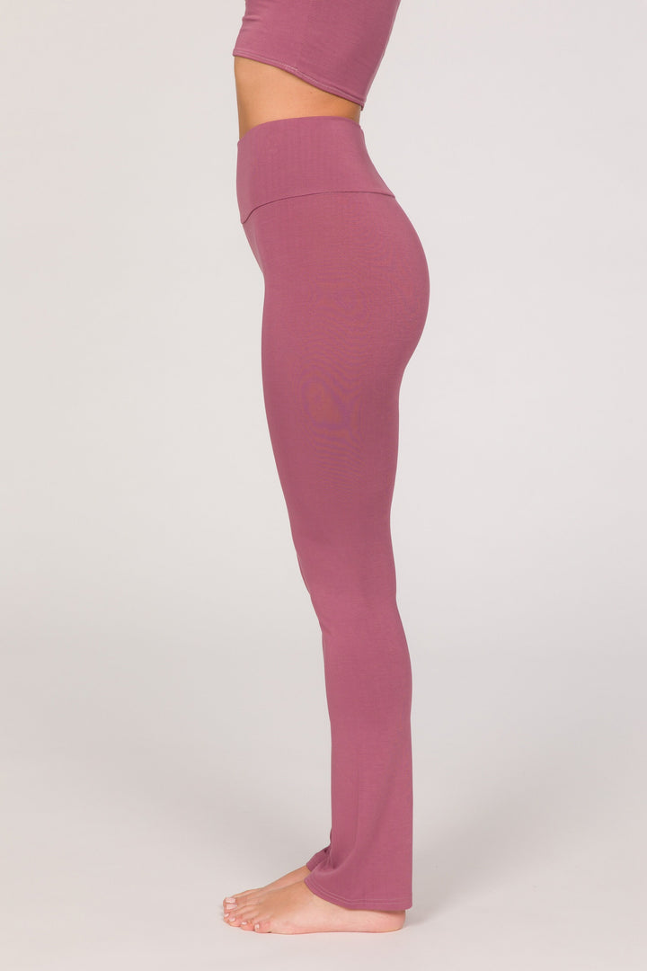 Kali Legging - Super High Rise Flared - Magenta