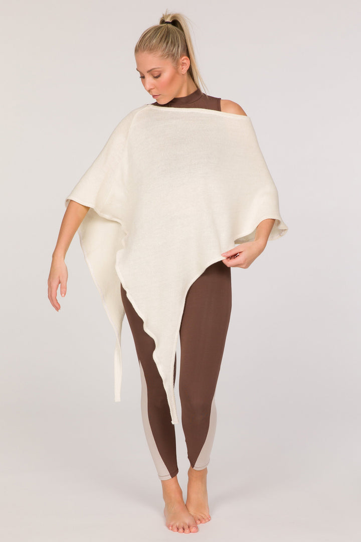 Hug Nettle Knitted Poncho